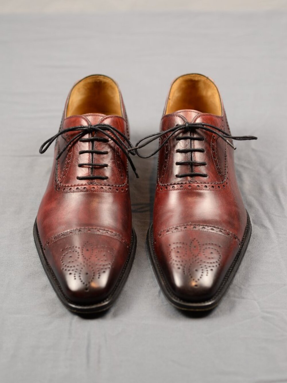 Magnanni Burgundy Wingtip Oxford Shoes Size 12M
